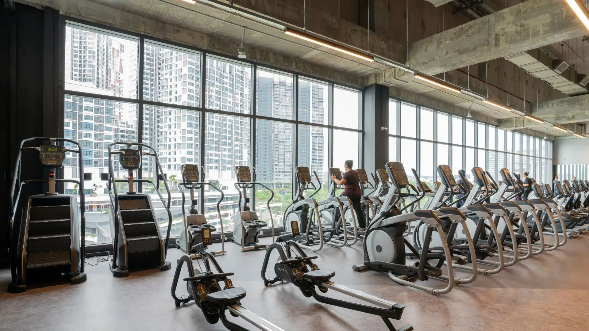 Cardio vs. Strength Training: Which is Better for Weight Loss?